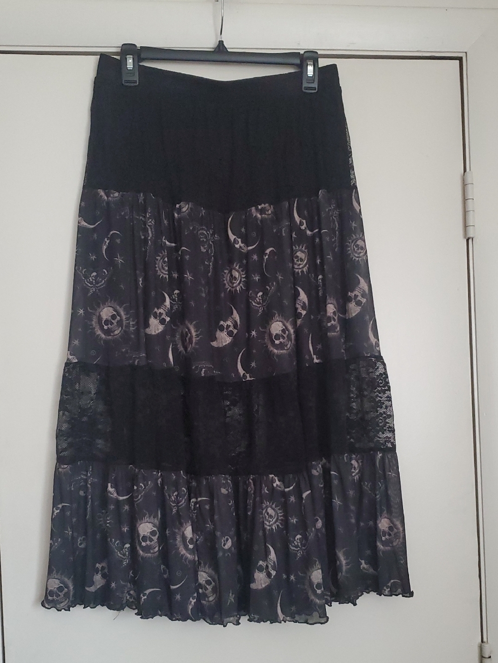 Hot Topic's Black Gold Celestial Skulls Midi Skirt with Moon Print